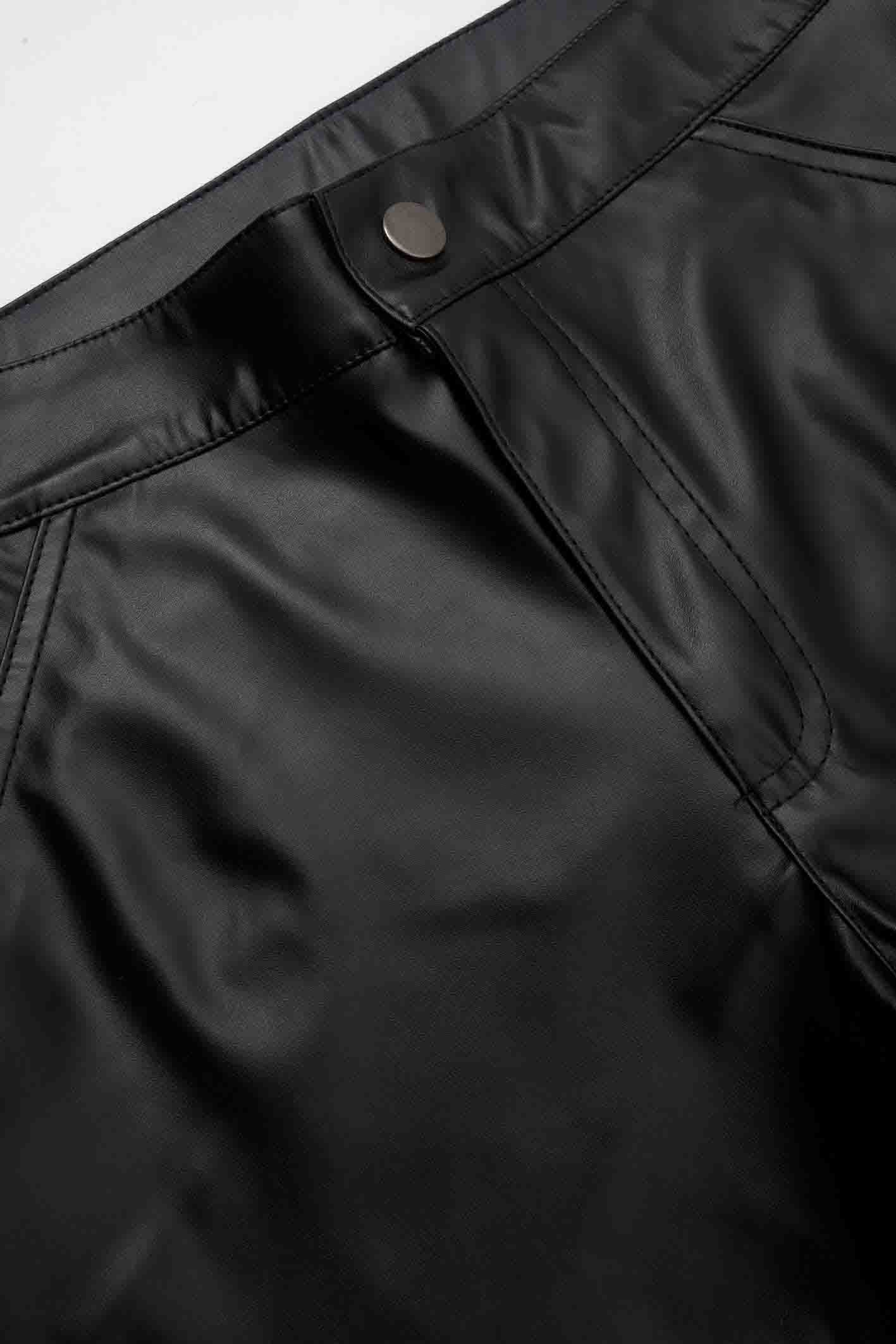 Short de símil cuero para adolescentes