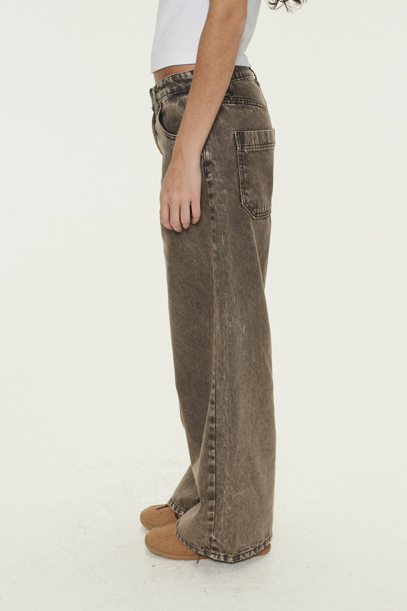 Jean de color negro con calce Baggy
