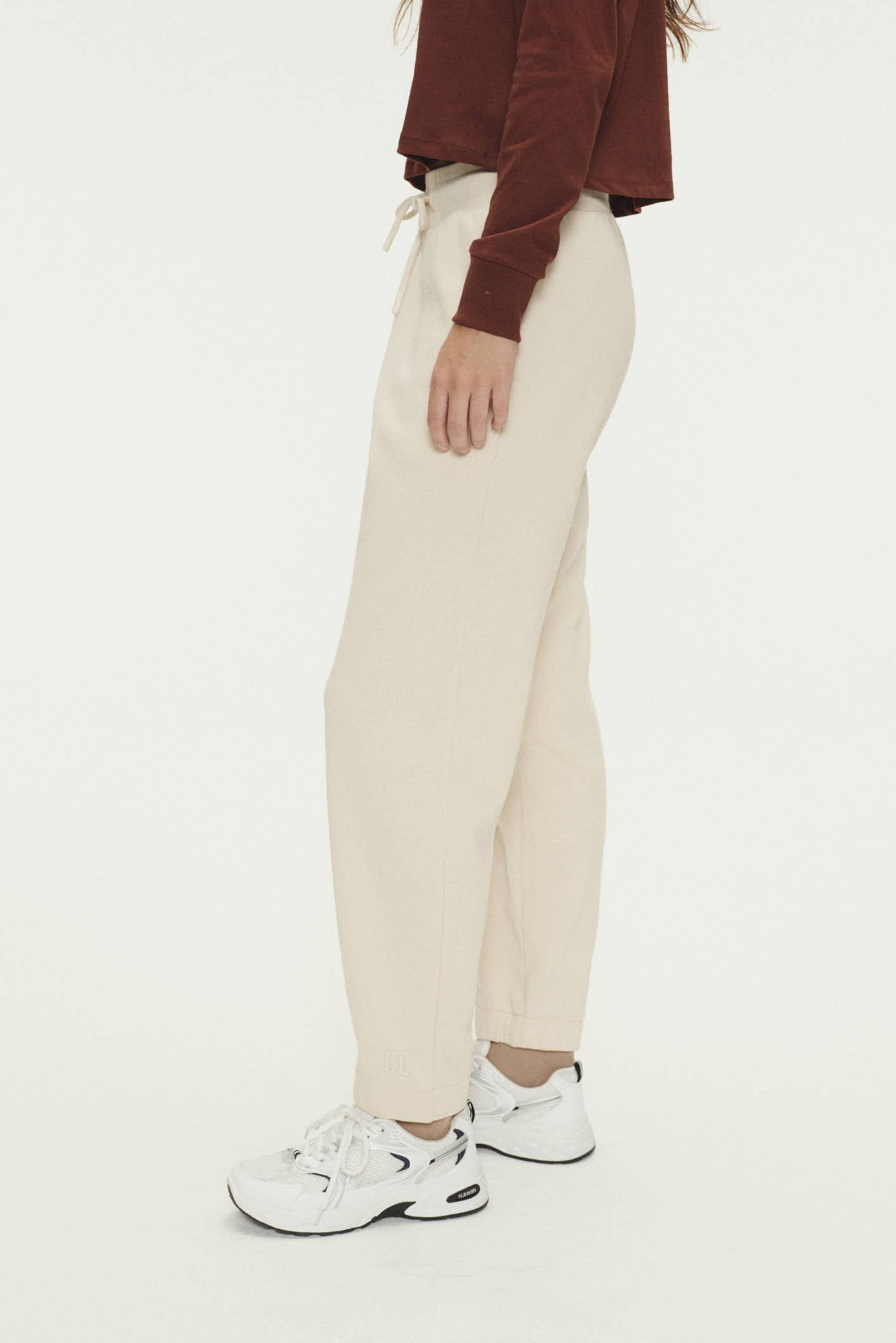 Jogging Basic color camel