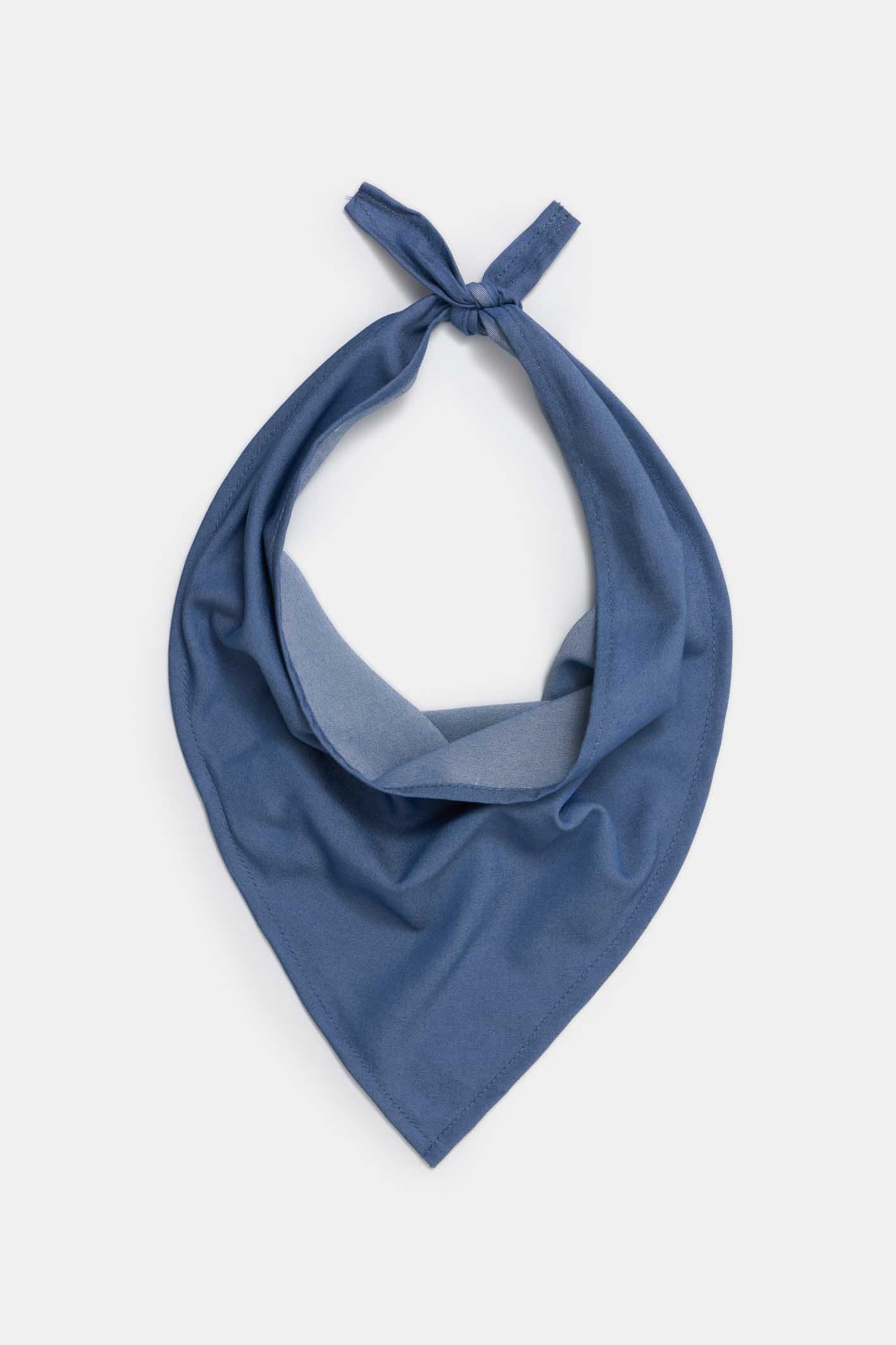 Pañuelo azul de Como Quieres