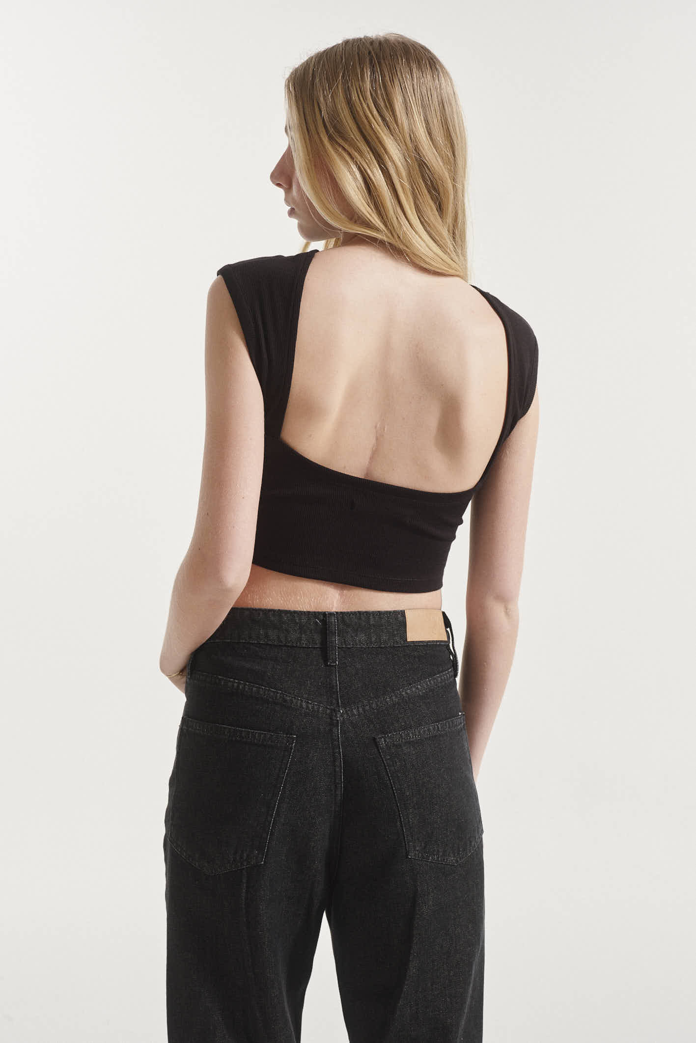 MUSCULOSA FIT SELENA S-L