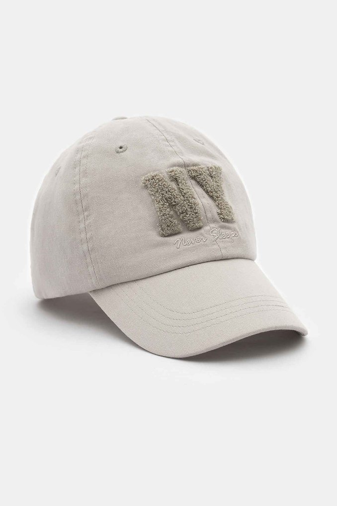 CAP MARGARET U
